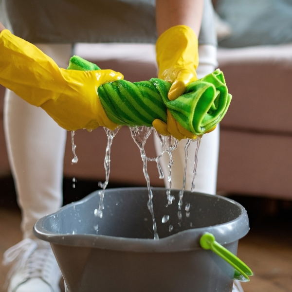 Cleaning Rag And Bucket 600X600